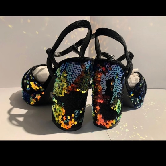 Call it spring Sequin platforms - Picture 2 of 5